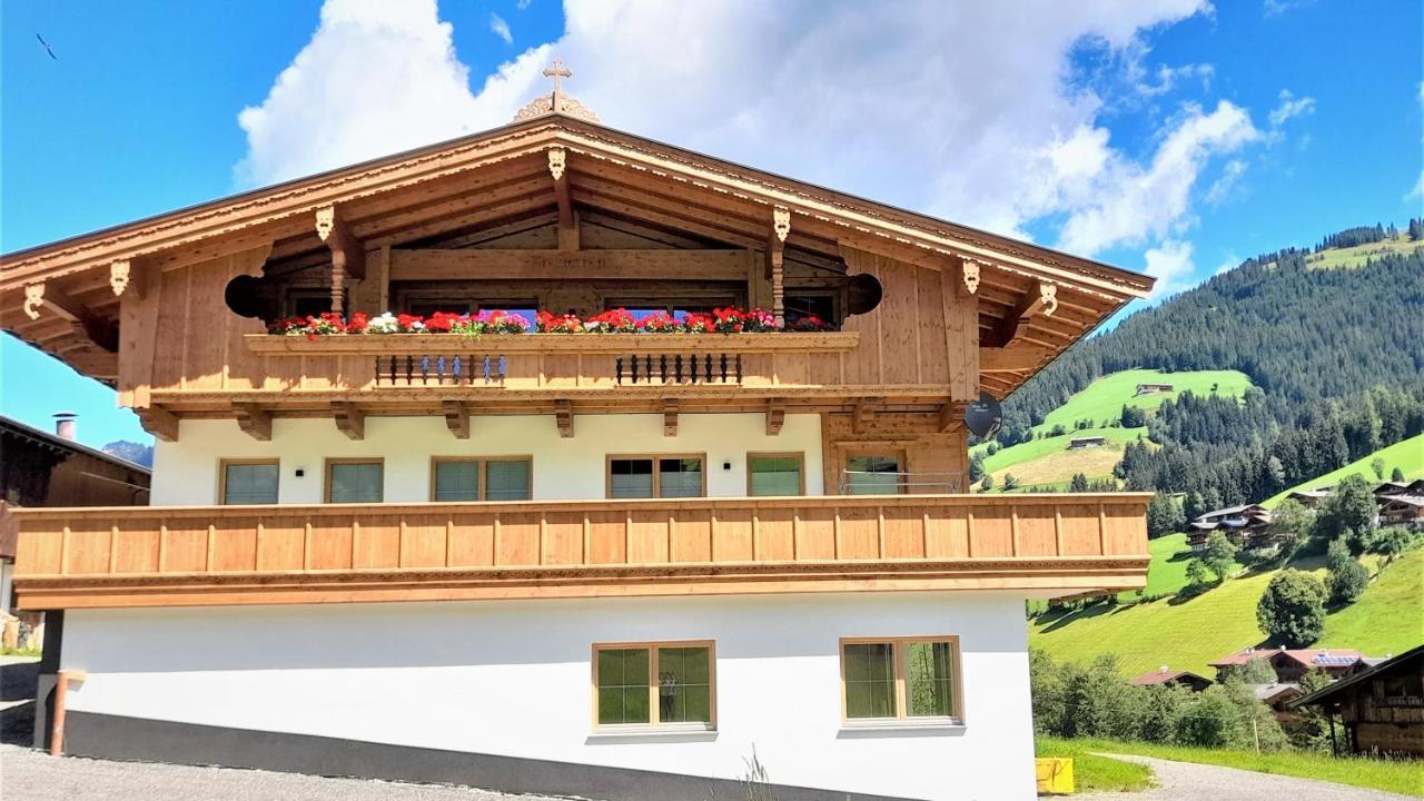 Ferienwohnungen Lehenhof Алпбах Екстериор снимка